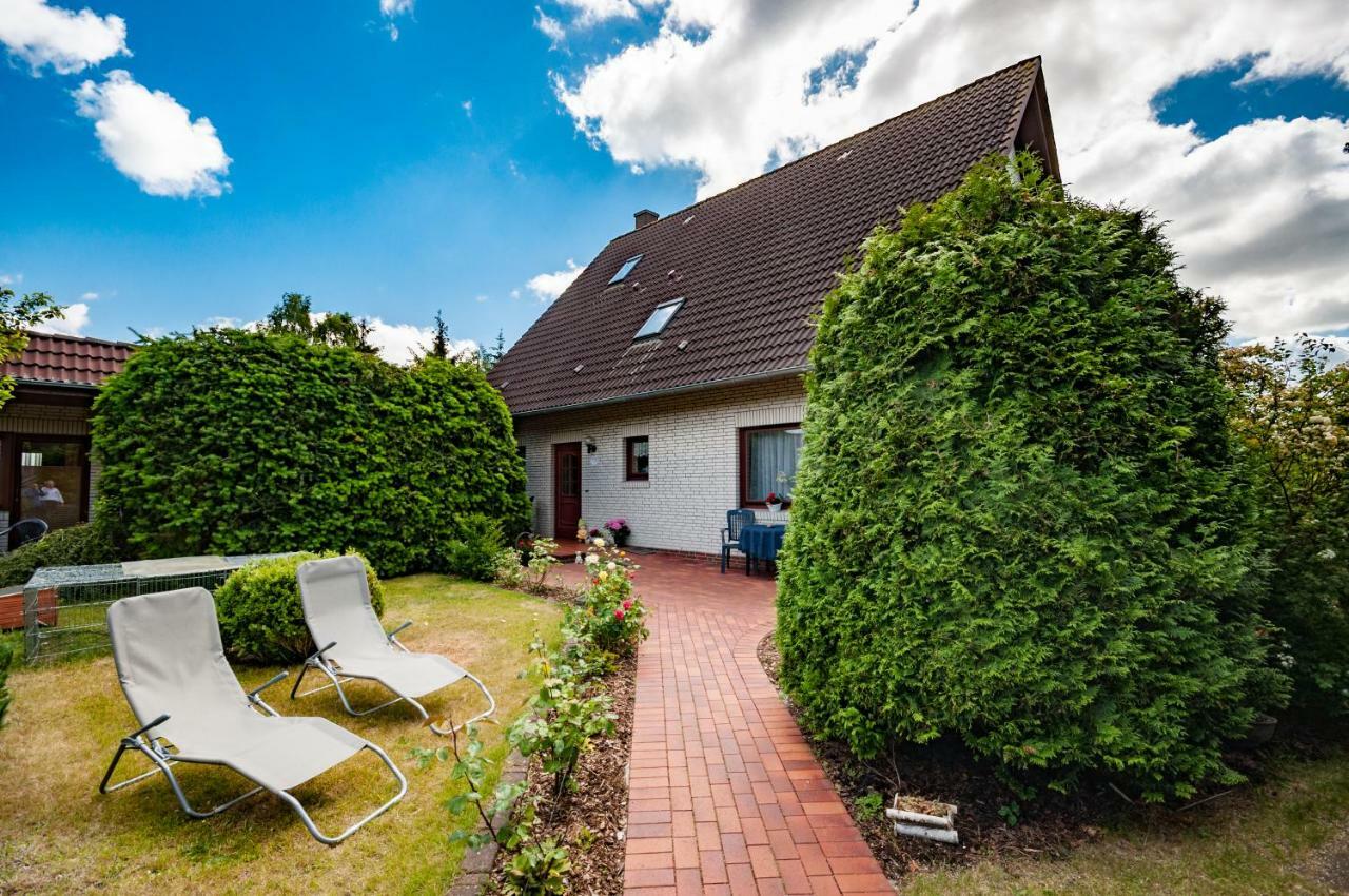Pension Fischerhaus Trassenheide Exterior foto